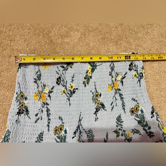 Large NWT Smocked Waist Skirt - Picture 2 of 7